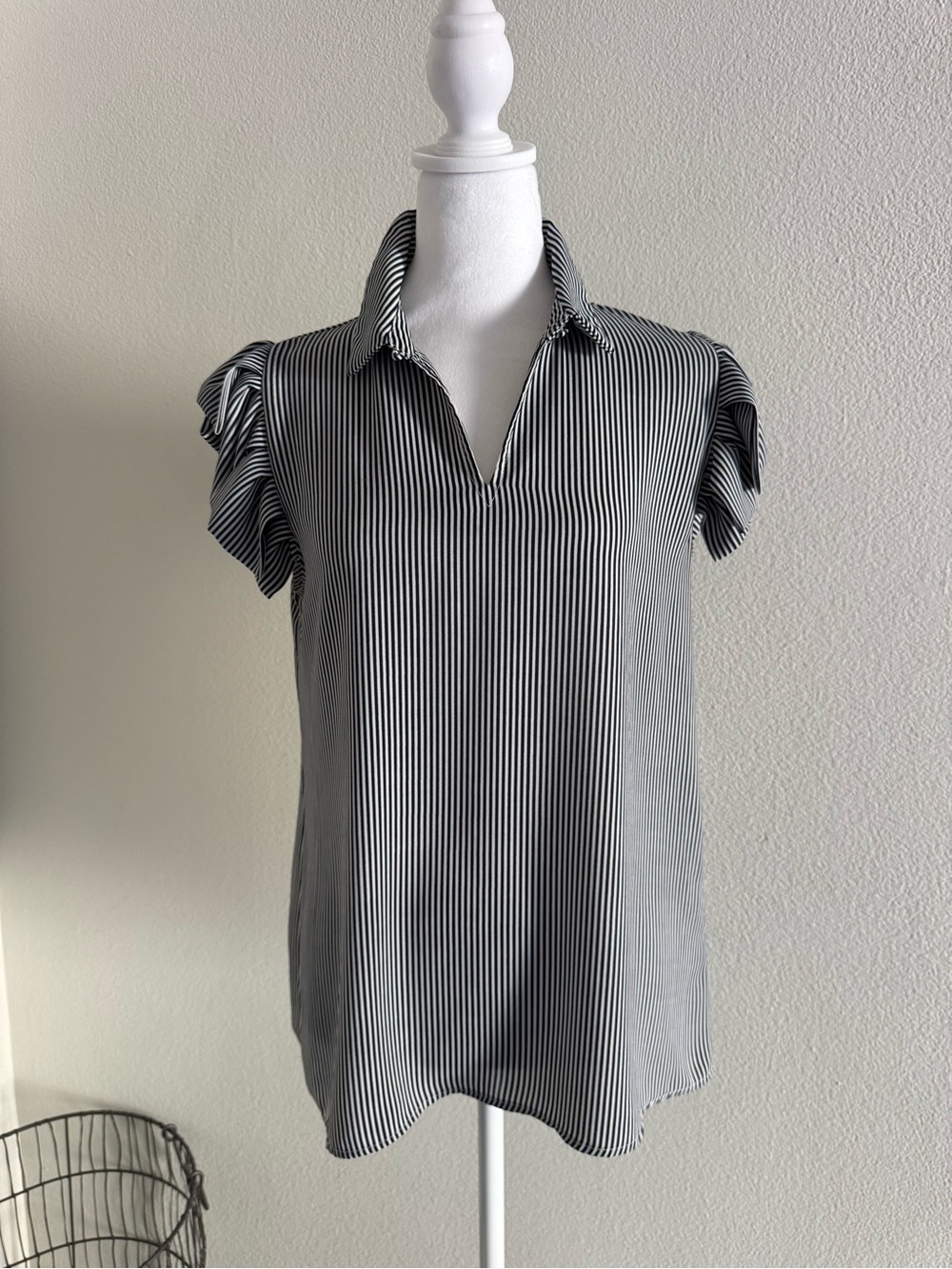 T Tahari Black and White Vertical Stripe Collared Flutter Sleeve Blouse